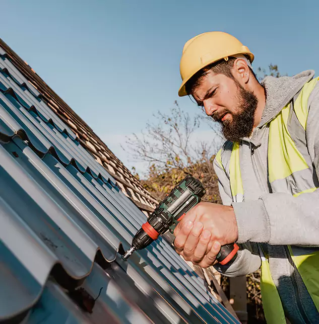 Top Rated Hole in Roof Repair Company: Your Fast Patch Hole in Roof Solutions in Carpentersville, IL