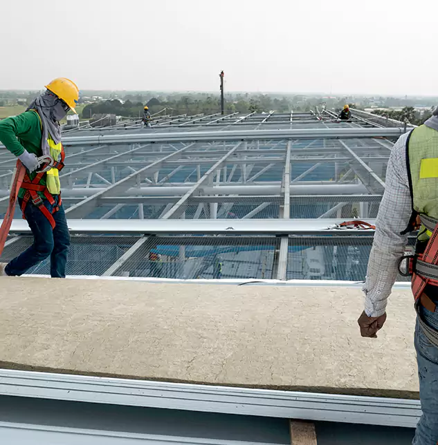 Expert Facility Restoration: Your Trusted Team for Industrial Roof Repair in Carpentersville, IL
