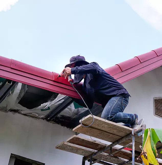 Expert Gutter and Roof Repair: Keeping Carpentersville Properties Dry and Protected
