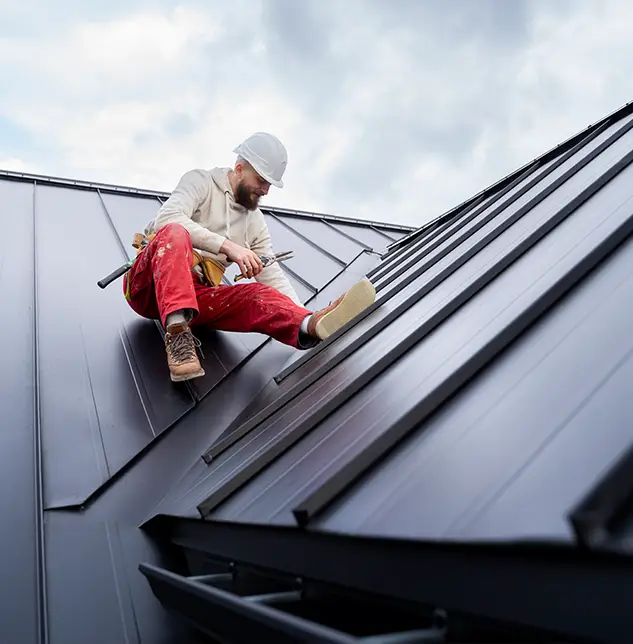 Reliable Roof Eaves Repair Company in Carpentersville, IL: Protecting Your Home's Edge