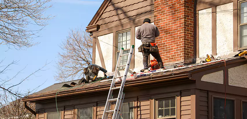 Roof Siding Trim Repair in Carpentersville