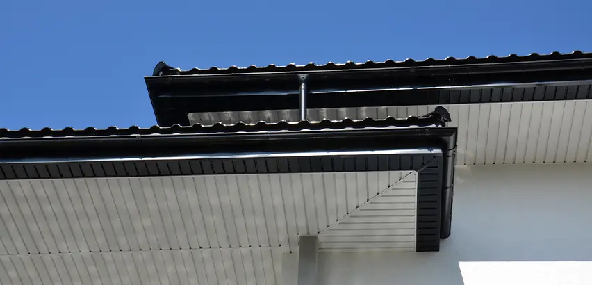 Box Eave Construction in Carpentersville