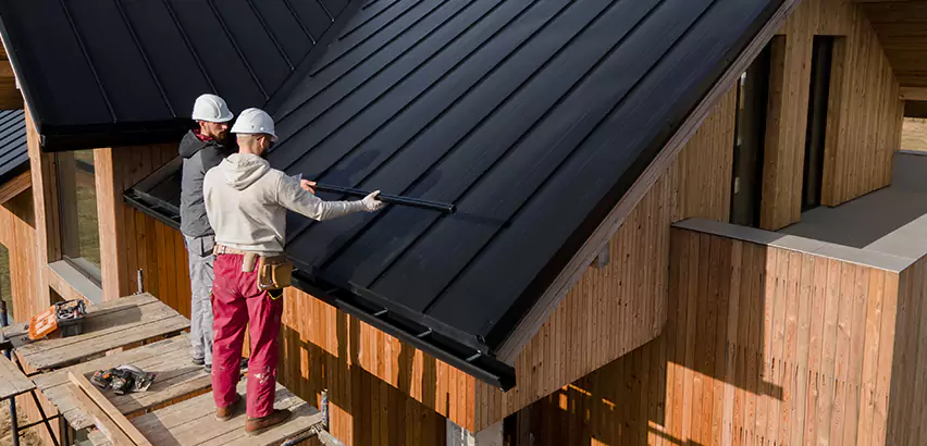 Metal Barn Roof Repair in Carpentersville