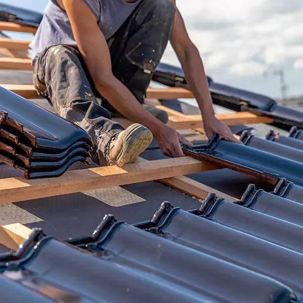 Why Carpentersville, IL Homeowners Choose Carpentersville Roofing Pros for Hail Damage Repairs?